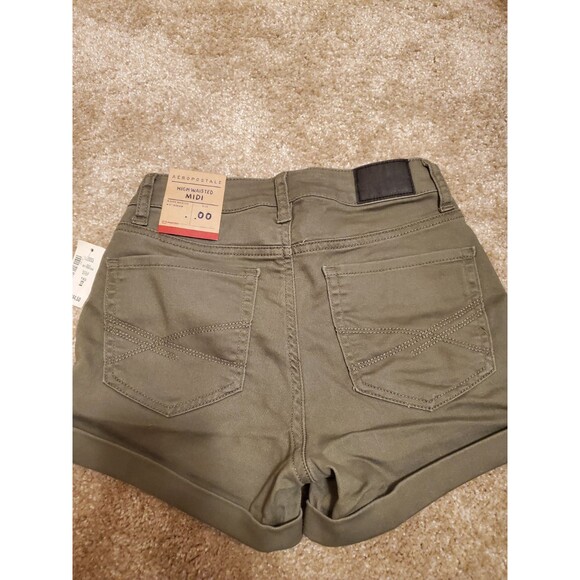 Aeropostale army green shorts - Picture 2 of 3